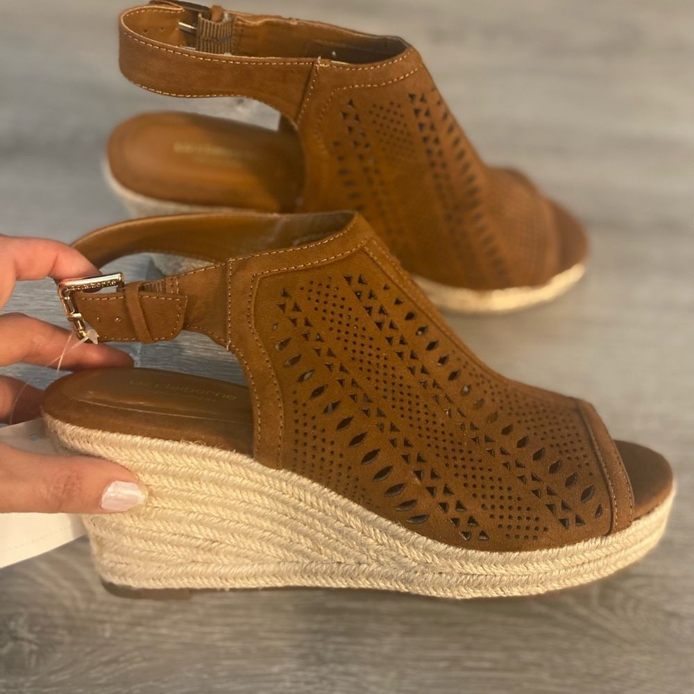Liz Claiborne cognac wedged